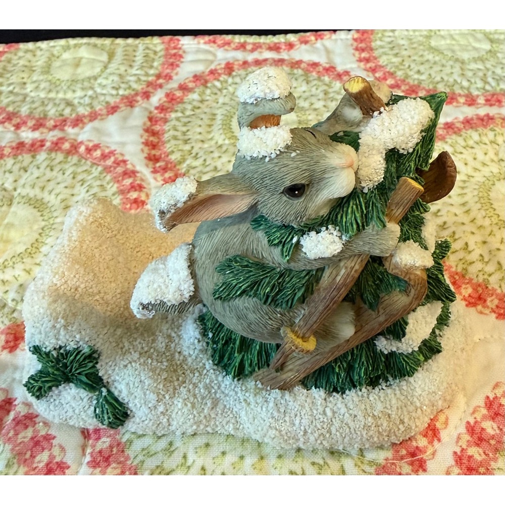 Charming Tails Fitz Floyd Figurine Who Put That Tree There Bunny 87/621